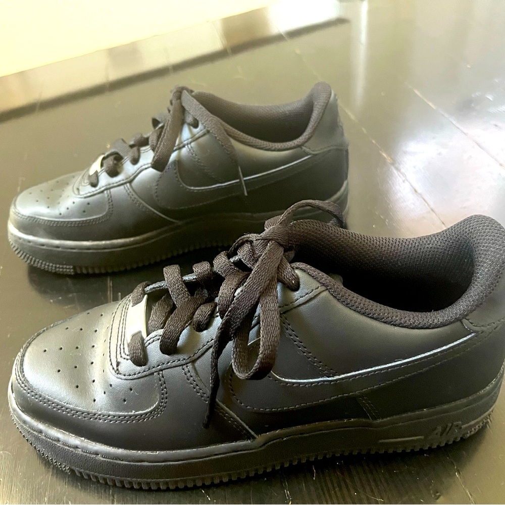 All Black Nike Air Force 1 size 6Y